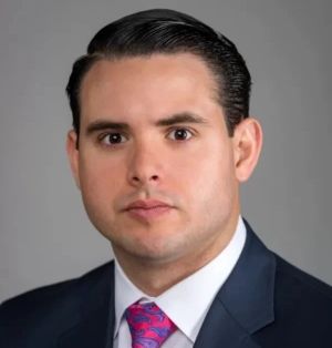 CEO y Fundador - Hugo L. Garcia - My305 Attorneys